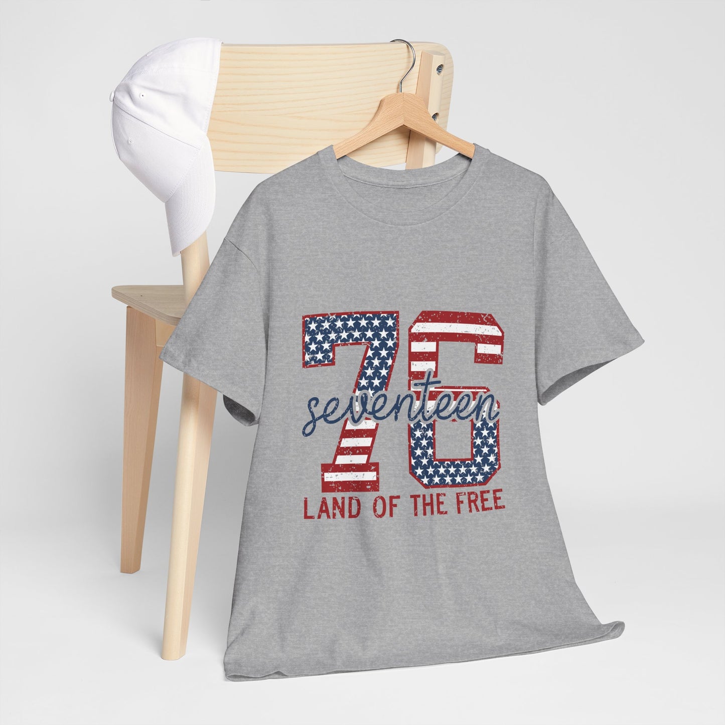 1976 Seventeen 'Land of the Free' Patriotic T‑Shirt
