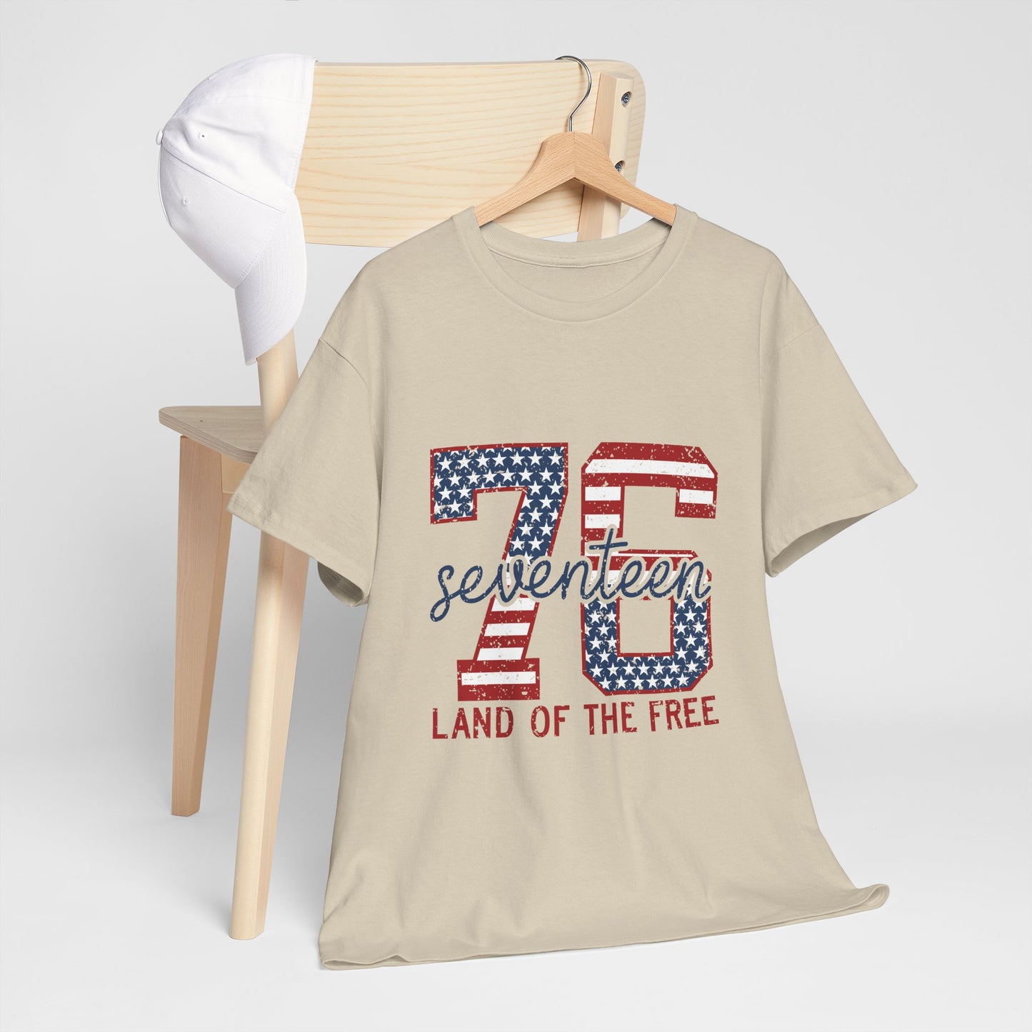 1976 Seventeen 'Land of the Free' Patriotic T‑Shirt