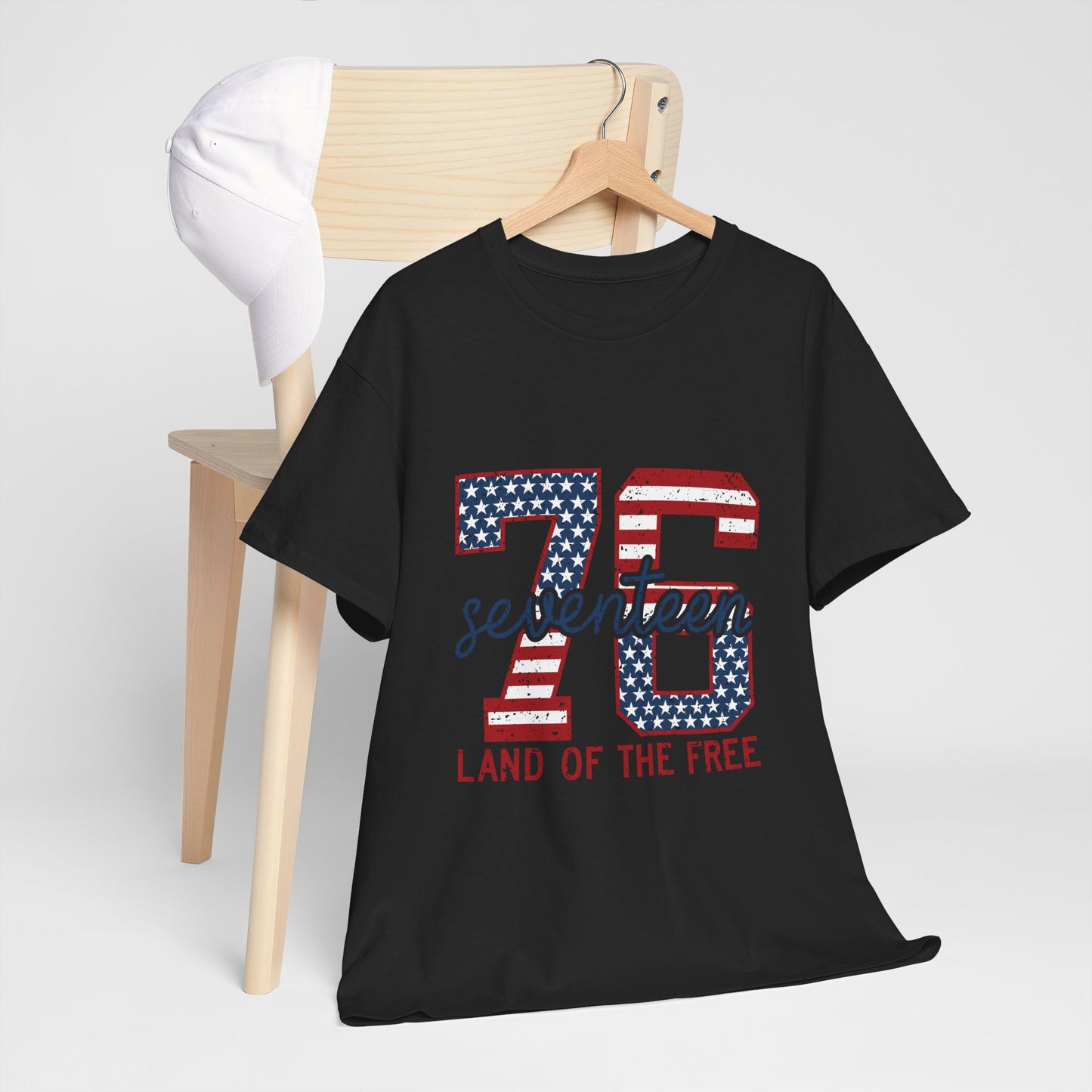 1976 Seventeen 'Land of the Free' Patriotic T‑Shirt